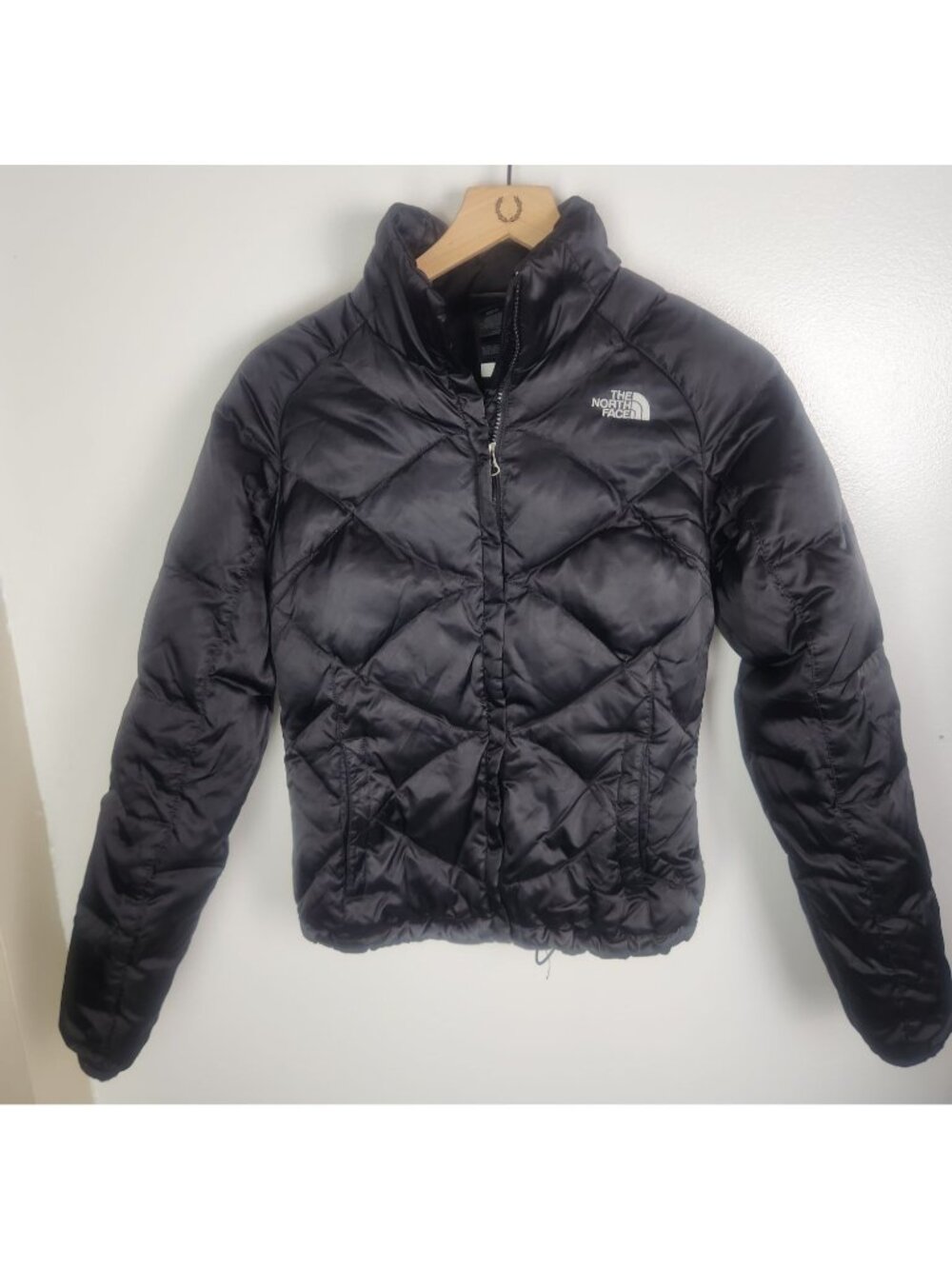 The North Face Women's Sz. XS 550 Black Goose Down Full Zip Coat